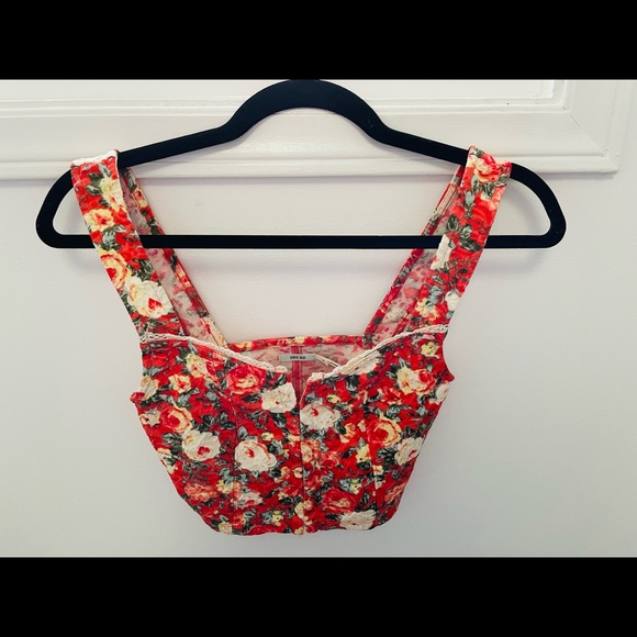Kimchi Blue floral midriff - Picture 7 of 10